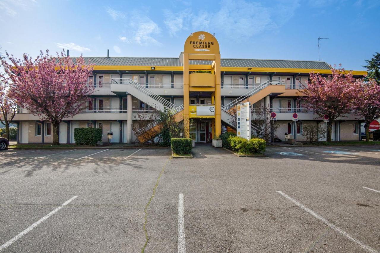 Premiere Classe Lyon Est - Bron Eurexpo Décines-Charpieu Buitenkant foto